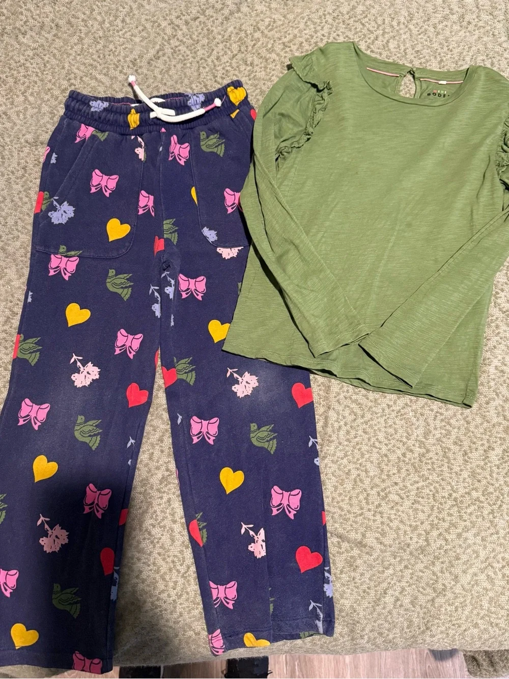 Boden Green Ruffle-Sleeve Top with Navy Heart & Bow Print Pajama Pants